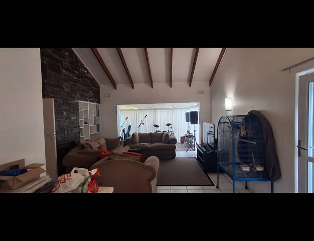 4 BEDROOM FREEHOLD FOR SALE IN WESTBROOK